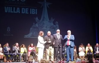 INTERIBI recibe el reconocimiento institucional de Ibi a la trayectoria empresarial