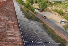 CLR reduce su consumo energético a la mitad con la instalación de placas solares