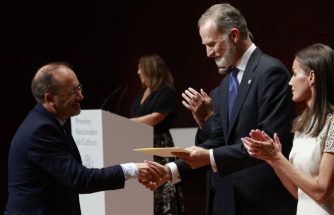 MUÑECAS PAOLA REINA recibe el Premio Nacional de Fomento de la Creatividad en el Juguete